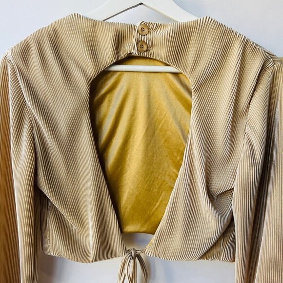 BBXBRAND pleated satin wide leg , Cut-out crop top set, beige, Size 12/L - Picture 8 of 9